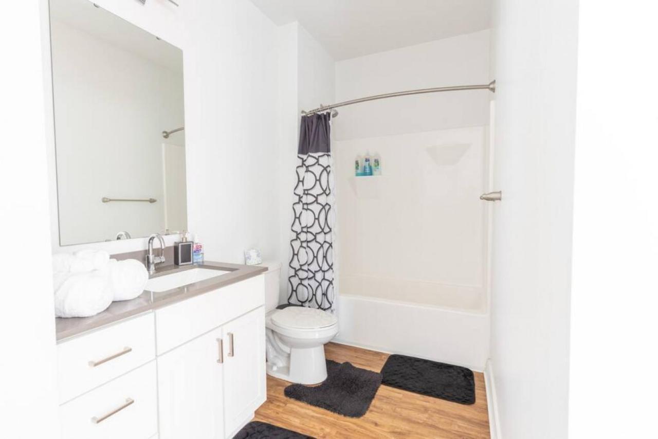 Affordable 1Bd, Comfy Queen Beds, With Gym Indianapolis Exterior photo